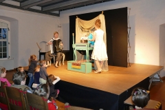 Burg-zu-Hagen_Figurentheater-Schneewittchen_06
