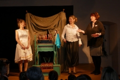 Burg-zu-Hagen_Figurentheater-Schneewittchen_08