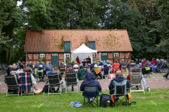 Burg-zu-Hagen_Sommerfest-auf-dem-Burghof_03