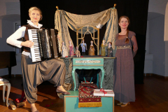 Burg-zu-Hagen_Figurentheater-Aschenputtel_07