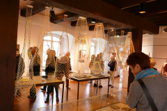 Burg-zu-Hagen_Ausstellung-Paper-Art-Eroeffnung_13