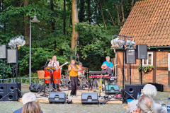 Burg-zu-Hagen_Sommerabend-mit-Soulrender_05