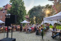 Burg-zu-Hagen_Sommerabend-mit-Soulrender_06